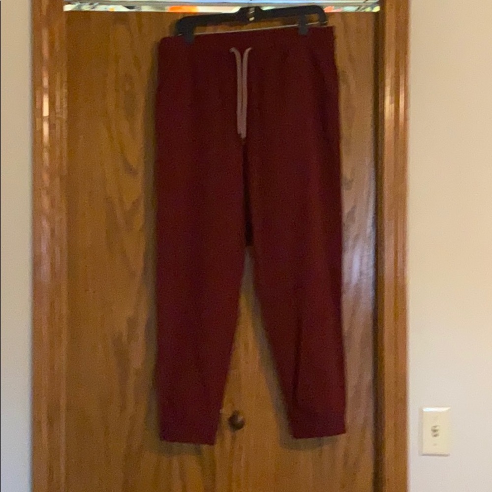 Gap for joggers